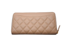 Load image into Gallery viewer, 新品同様 CHANEL シャネル 長財布 31番台 ココマーク ベージュ キャビアスキン ゴールド金具 中古 63976