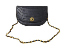 Load image into Gallery viewer, CHANEL シャネル ハーフムーン チェーンミニショルダーバッグ 0番台 ココマーク ラムスキン ブラック ゴールド金具 美品 中古 63979