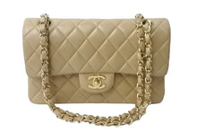 画像をギャラリービューアに読み込む, CHANEL シャネル マトラッセWフラップチェーンショルダーバッグ 6番台 ラムスキン 23cm ベージュ ゴールド金具 美品 中古 63998