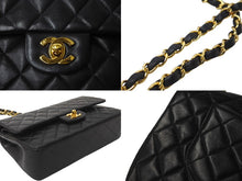 画像をギャラリービューアに読み込む, 極美品 CHANEL シャネル マトラッセ Wフラップチェーンショルダーバッグ 6番台 ラムスキン 25cm ブラック ゴールド金具 中古 64000