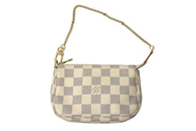 Load image into Gallery viewer, LOUIS VUITTON ルイヴィトン ポーチ N58010 ミニポシェットアクセソワール ダミエアズール ホワイト ゴールド金具 美品 中古 64020