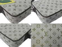 Load image into Gallery viewer, 極美品 LOUIS VUITTON ルイヴィトン コント ドゥ フェ ポシェット アクセサリーポーチ M92274 フェアリーテール カーキ 中古 64057