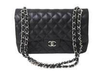 Load image into Gallery viewer, 極美品 CHANEL シャネル チェーンショルダーバッグ マトラッセ30 Wフラップラップ ブラックシルバー 19番台 中古 64059