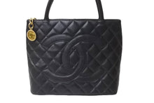 画像をギャラリービューアに読み込む, 極美品 CHANEL シャネル ハンドバッグ 復刻トート キャビアスキン マトラッセ ココマーク 9番台 ゴールド金具 中古 64073