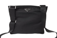 Load image into Gallery viewer, PRADA プラダ ナイロン ショルダーバッグ ブラック トライアングルロゴ レザー 黒 鞄 斜め掛け シルバー金具 美品 中古 64081