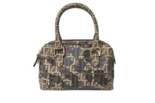 画像をギャラリービューアに読み込む, 極美品 FENDI フェンディ ズッキーノ ミニ ハンドバッグ ブラウン PVC ロゴ 手持ち 鞄 ゴールド金具 中古 64098