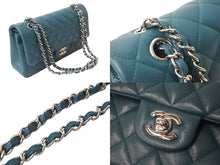 Load image into Gallery viewer, 新品同様 CHANEL シャネル Wフラップ 25cm ショルダーバッグ キャビアスキン 26番台 マトラッセ グリーン系 シルバー金具 中古 64104