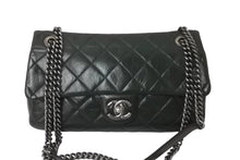 画像をギャラリービューアに読み込む, CHANEL シャネル チェーンショルダーバッグ ココマーク 19番台 2014年 カーフスキン グリーン シルバー金具 美品 中古 64106