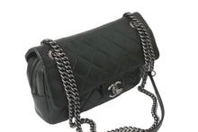 画像をギャラリービューアに読み込む, CHANEL シャネル チェーンショルダーバッグ ココマーク 19番台 2014年 カーフスキン グリーン シルバー金具 美品 中古 64106