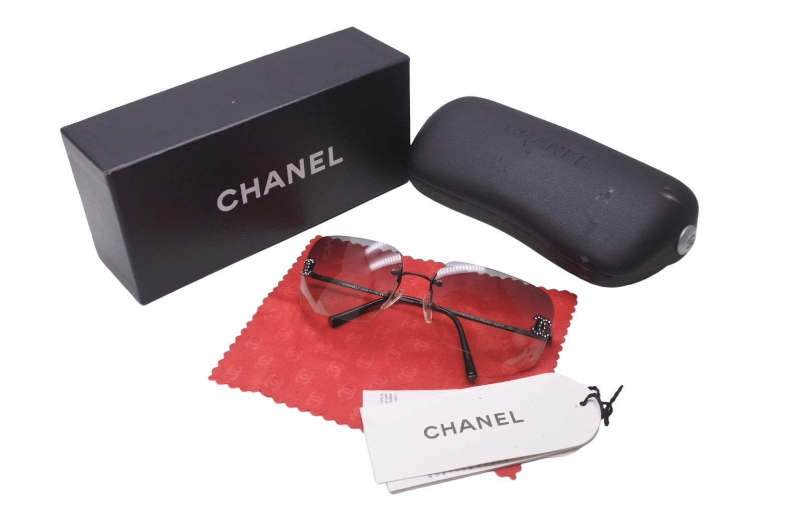 極美品 CHANEL シャネル ココマークラインストーンサングラス 4017-D c.170/8G ブラック サイズ62▫︎17 120 中古  64237 – Casanova Vintage