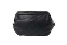 Load image into Gallery viewer, 極美品 CHROME HEARTS クロムハーツ ポーチ コスメティックケース クロスパッチ ダガー ブラック シルバー金具 中古 64296