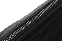 Load image into Gallery viewer, 極美品 CHROME HEARTS クロムハーツ ポーチ コスメティックケース クロスパッチ ダガー ブラック シルバー金具 中古 64296
