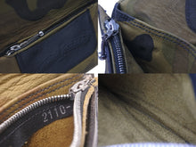 画像をギャラリービューアに読み込む, CHROME HEARTS クロムハーツ 二つ折り財布 1ジップ ウォレット クロスボタン カモフラ レザー シルバー金具 良品 中古 64297