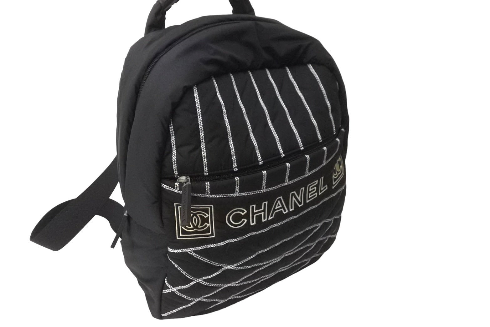 極美品 CHANEL シャネル スポーツライン ナイロンリュック 10番台 ブラック グレー 中古 64302 – Casanova Vintage