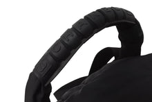 Load image into Gallery viewer, 極美品 CHANEL シャネル スポーツライン ナイロンリュック 10番台 ブラック グレー 中古 64302