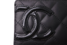 Load image into Gallery viewer, 極美品 CHANEL シャネル カードケース カンボンライン 17番台 ココマーク レザー エナメル ブラック ピンク 中古 64306