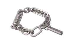 Load image into Gallery viewer, PRADA プラダ ロゴプレート チェーンブレスレット メタル シルバーカラー 全長24.3cm 重量75.7g アクセサリー 美品 中古 64426