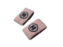 画像をギャラリービューアに読み込む, 極美品 CHANEL シャネル ヘアバンド リストバンド セット ココマーク 2002年クルーズコレクション ピンク ブラック 中古 64428