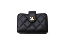 画像をギャラリービューアに読み込む, CHANEL シャネル カードケース ココマーク 21番台 ブラック シルバー金具 美品 中古 64491