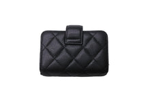 画像をギャラリービューアに読み込む, CHANEL シャネル カードケース ココマーク 21番台 ブラック シルバー金具 美品 中古 64491
