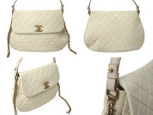 Load image into Gallery viewer, CHANEL シャネル デカマトラッセ 2WAY チェーン ショルダーバッグ 17番台 アイボリー キャビアスキン ゴールド金具 ココマーク 美品 中古 64550