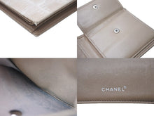 画像をギャラリービューアに読み込む, CHANEL シャネル ニュートラベルライン 二つ折り財布 ココマーク 7番台 2002年 キャンバス ベージュ シルバー金具 良品 中古 64561