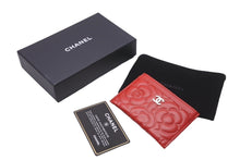 画像をギャラリービューアに読み込む, 新品未使用 CHANEL シャネル カードケース パスケース カメリア ココマーク ラムスキン 22番台 シルバー金具 レッド 中古 64588