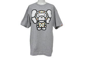 極美品 A BATHING APE × KAWS アベイシングエイプ カウズ 半袖Ｔシャツ サイズM グレー コットン ベイプ マイロ 中古 64601