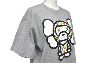 極美品 A BATHING APE × KAWS アベイシングエイプ カウズ 半袖Ｔシャツ サイズM グレー コットン ベイプ マイロ 中古 64601