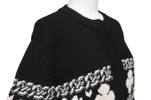 Load image into Gallery viewer, 極美品 CHANEL シャネル カシミヤ カーディガン ブラック ホワイト P63147K48819 ココマーク ロゴ トップス サイズ36 中古 64700
