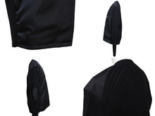 Load image into Gallery viewer, 極美品 PRADA プラダ ニット スウェット UMB237 S212 1Y12 イタリア製 ウール ブラック シルバー金具 サイズ46 中古 64709