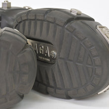 Load image into Gallery viewer, BALENCIAGA バレンシアガ HARDCROCS ハードクロックス ロゴサンダル ブラック シルバー金具 サイズ36 美品 中古 4c064091