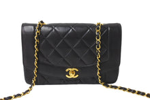 画像をギャラリービューアに読み込む, CHANEL シャネル チェーンショルダーバッグ ダイアナマトラッセ 22 2番台 ラムスキン ブラック ゴールド金具 美品 中古 64733