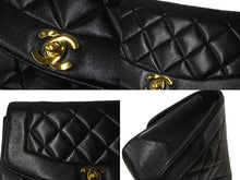 画像をギャラリービューアに読み込む, CHANEL シャネル チェーンショルダーバッグ ダイアナマトラッセ 22 2番台 ラムスキン ブラック ゴールド金具 美品 中古 64733