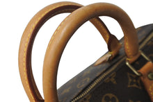 Load image into Gallery viewer, LOUIS VUITTON ルイヴィトン モノグラム スピーディー30 ハンドバッグ 旧型 ロゴ M41526 PVC レザー ゴールド金具 美品 中古 64748