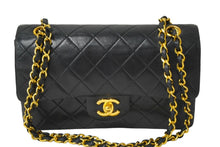 画像をギャラリービューアに読み込む, CHANEL シャネル Wフラップチェーンショルダーバッグ マトラッセ 0番台 ラムスキン ブラック ゴールド 美品 中古 64758