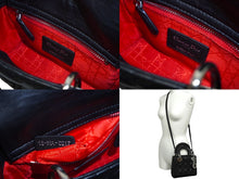 Load image into Gallery viewer, 極美品 Christian Dior クリスチャンディオール レディディオール ミニ ハンドバッグ 旧型 ラムスキン ブラック 中古 64772