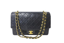 画像をギャラリービューアに読み込む, CHANEL シャネル マトラッセ シングルフラップ ジップ付き 1番台 ラムスキン ブラック ゴールド金具 美品 中古 64878