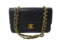 画像をギャラリービューアに読み込む, CHANEL シャネル チェーンショルダーバッグ Wフラップ マトラッセ 23cm ココマーク ラムスキン 1番台 ブラック ゴールド金具 美品 中古 64879