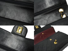 Load image into Gallery viewer, CHANEL シャネル チェーンショルダーバッグ Wフラップ マトラッセ 23cm ココマーク ラムスキン 1番台 ブラック ゴールド金具 美品 中古 64907
