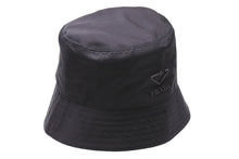 Load image into Gallery viewer, PRADA プラダ バケットハット 帽子 ロゴ RE-NYLON 2HC137 ナイロン ブラック サイズS 美品 中古 64943