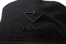 Load image into Gallery viewer, PRADA プラダ バケットハット 帽子 ロゴ RE-NYLON 2HC137 ナイロン ブラック サイズS 美品 中古 64943