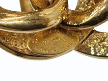 Load image into Gallery viewer, 極美品 CHANEL シャネル VINTAGE ヴィンテージ ココマーク ブレスレット 重量約78.1g 全長約19.5cm 94P刻印 ゴールド メタル GP 中古 64958