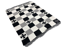 Load image into Gallery viewer, 新品未使用 ChromeHearts クロムハーツ チェッカードカシミアブランケット 2812-304-0011 カシミヤ ウール ブラック ブラック 64968