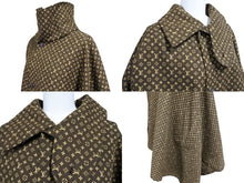 画像をギャラリービューアに読み込む, 新品同様 LOUISVUITTON NIGO ルイヴィトン ニゴ ケープ ジャケット 22S マイクロモノグラム コットン ブラウン サイズM 中古 64973