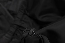 Load image into Gallery viewer, 極美品 PRADA プラダ ナイロン パンツ トライアングルロゴ SPH239 S222 1WQ8 ポリアミド ブラック サイズL 中古 64977