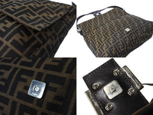 画像をギャラリービューアに読み込む, FENDI フェンディ ズッカ柄 ショルダーバッグ マンマバケット ジャガード レザー ブラウン シルバー金具 良品 中古 65042