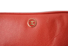 画像をギャラリービューアに読み込む, CHANEL シャネル ポーチ マルチケース ココマーク 8番台 イタリア製 レザー レッド ゴールド金具 美品 中古 65057
