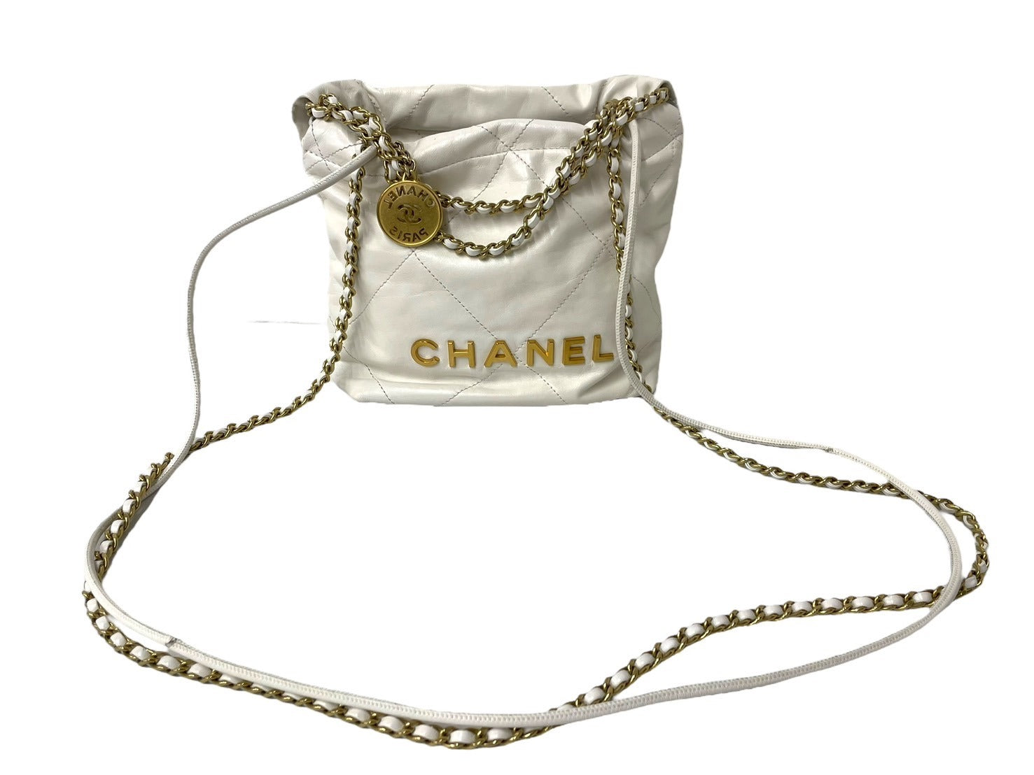 CHANEL シャネル シャネル22 チェーン 2WAY ショルダーバッグ AS3980 ホワイト カーフスキン ロゴ ココマーク ゴールド金具  ランダム 美品 中古 65147 – Casanova Vintage