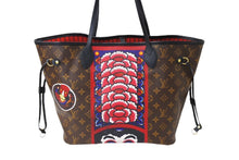 Load image into Gallery viewer, LOUIS VUITTON ルイヴィトン ネヴァーフルMM トートバッグ M43499 山本寛斎 コラボ 歌舞伎 達磨 和柄 PVC レザー 美品 中古 65157